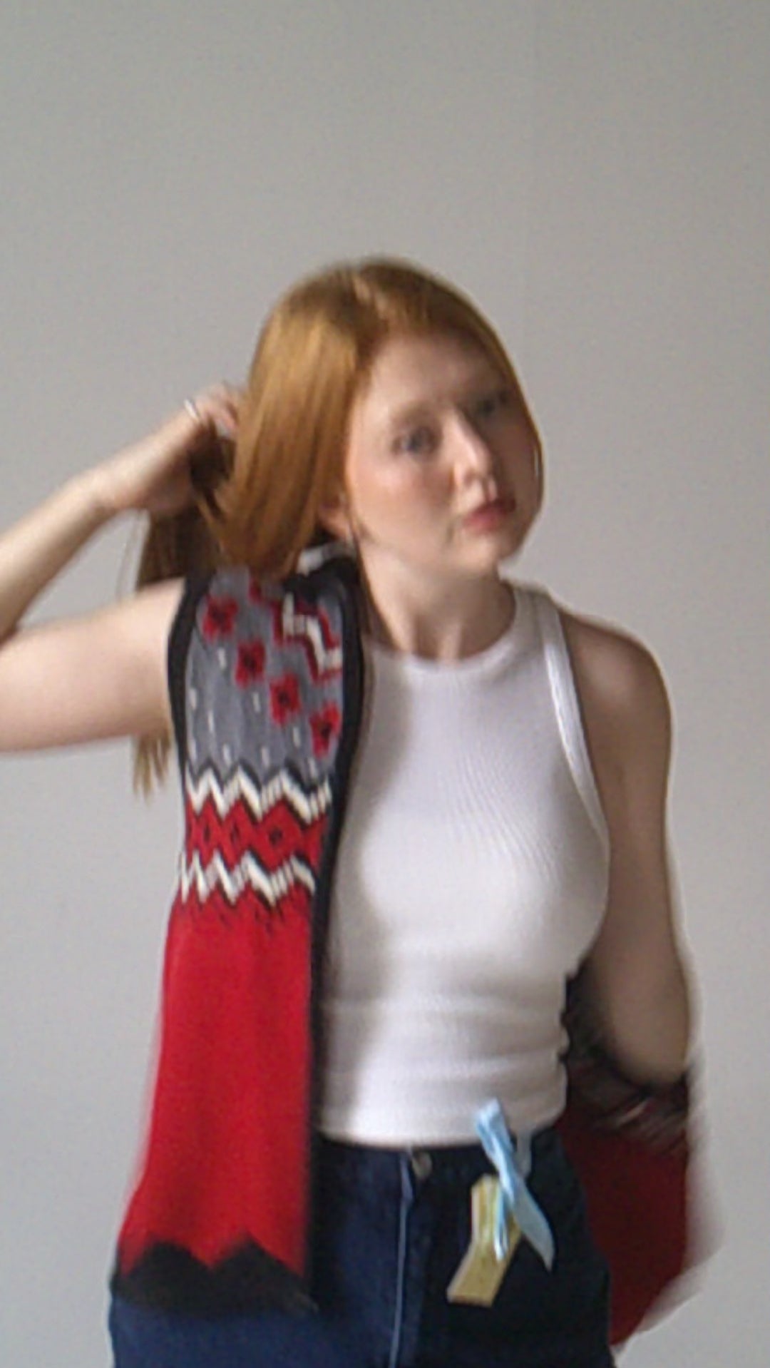 Full Length Zip Sleeveless Sweater